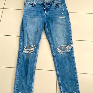 H&M Boyfriend Jeans size 8